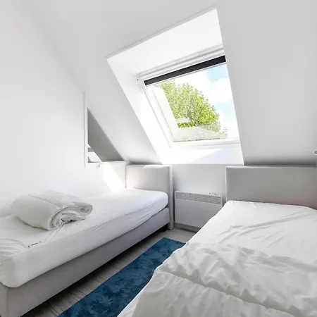 Cozy Near